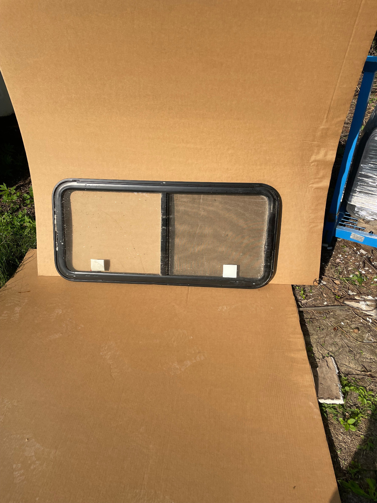 RV Trailer Window, 48″X22″, Emergency Exit Window, WIth Screens, No Rings #102