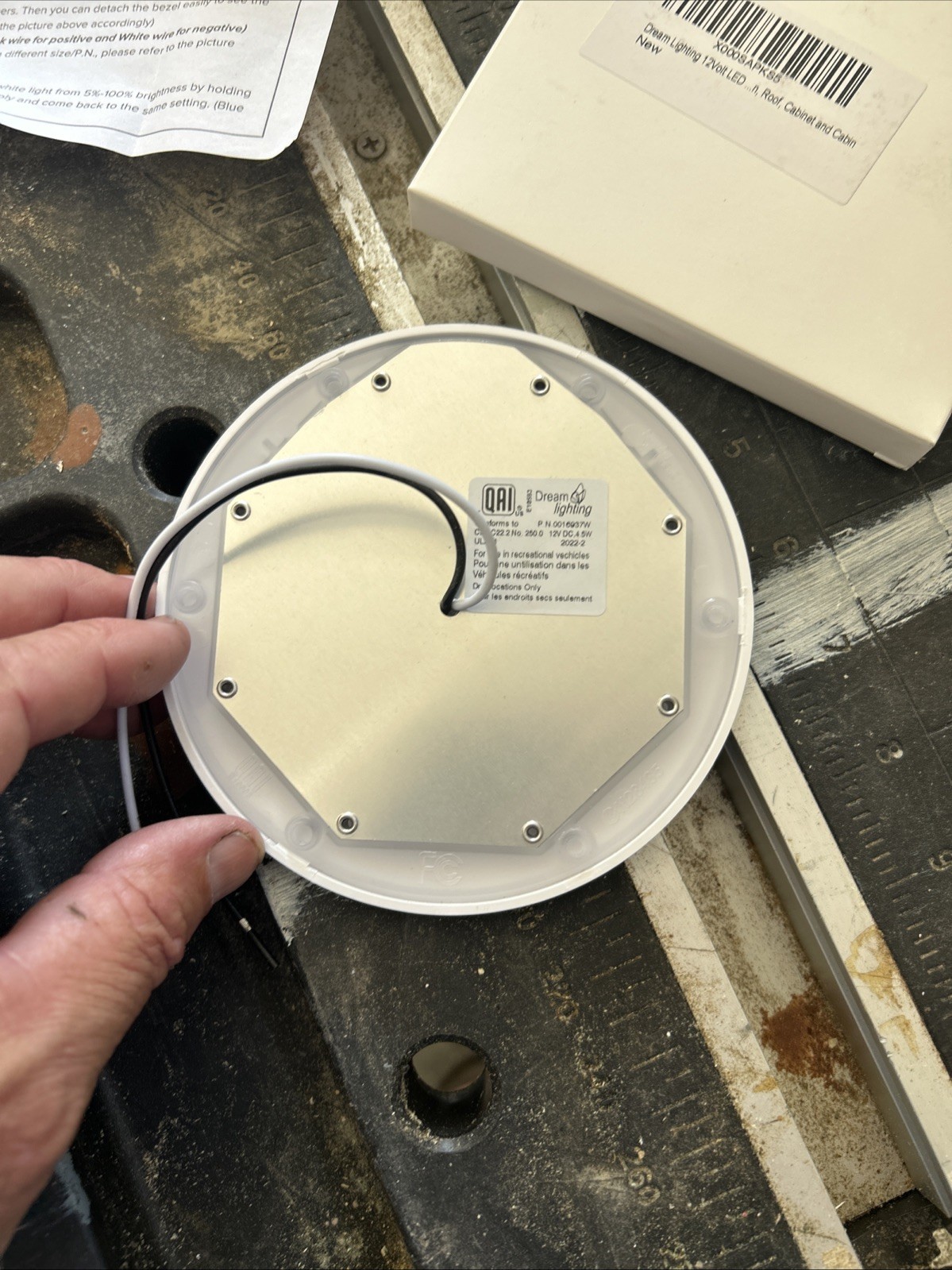 3.5″ 12V DREAM LIGHTING LED Ceiling Down Under Cabinet Dome Lamp RV
