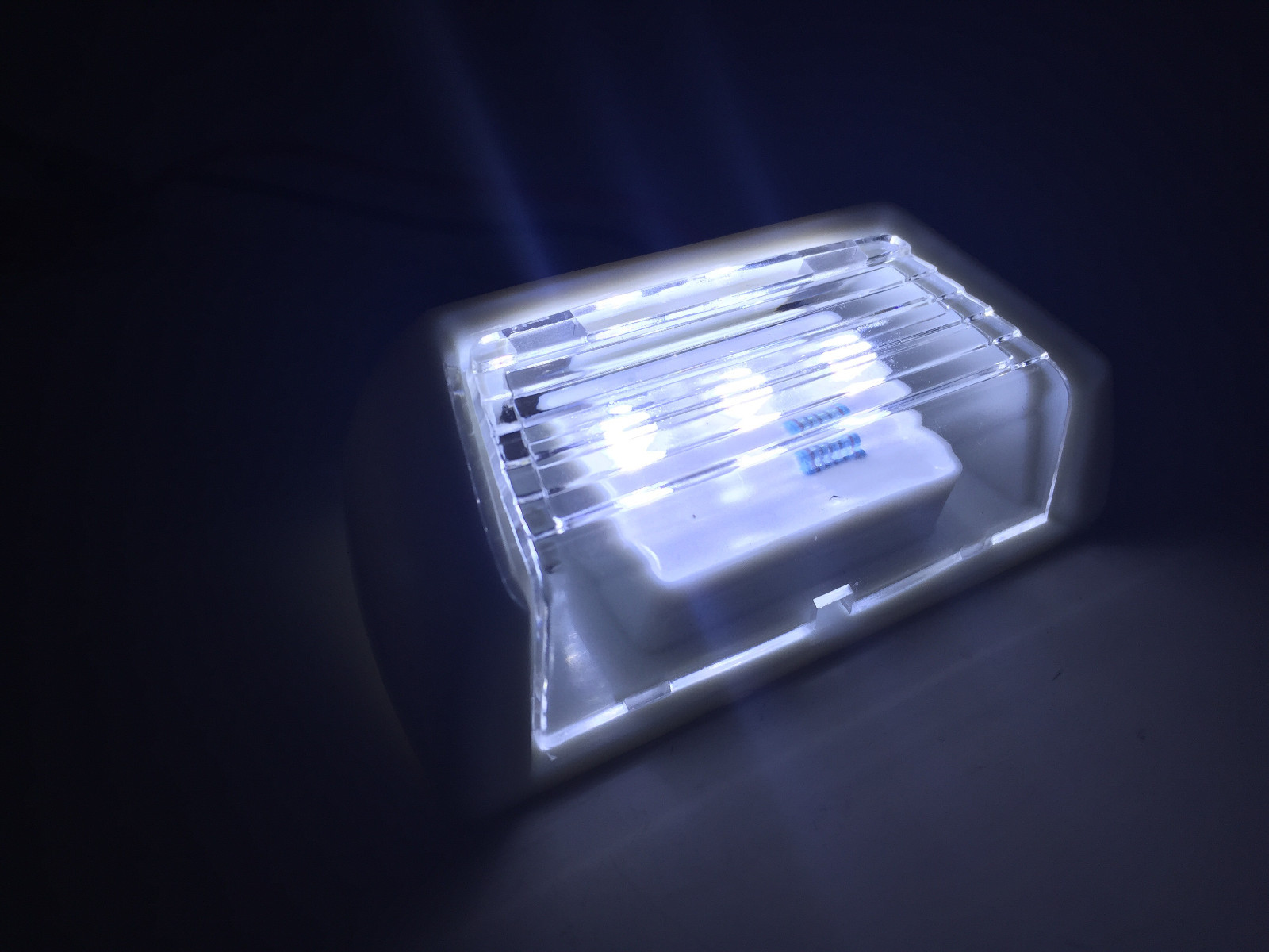 MARINE BOAT LED RV TRAILER COOL WHITE 12V COURTESY LIGHT ABS 3.5″X1.8″ 3 LED