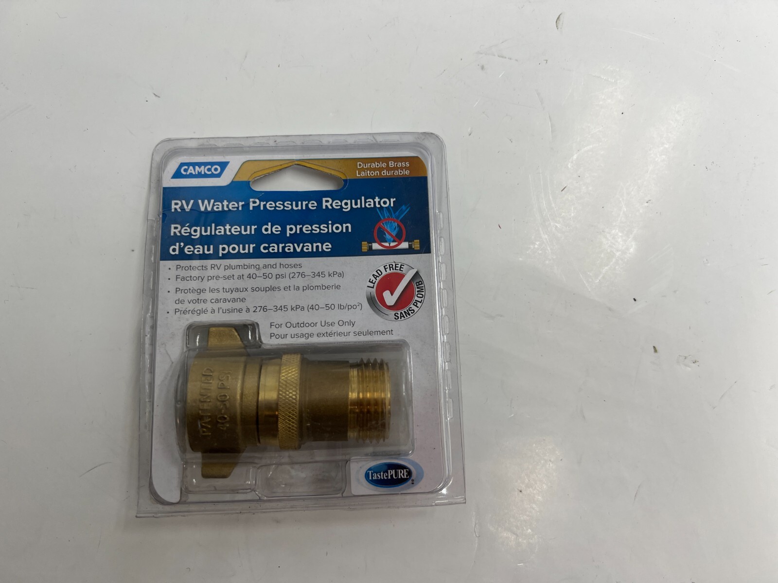 Camco RV Water Pressure Regulator 40-50 PSI (276-345 kPa) Durable Brass No Lead