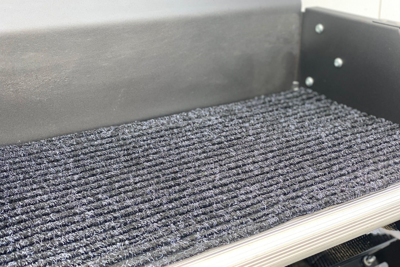 Trailersphere RUL2475 RV Step & Landing Rug