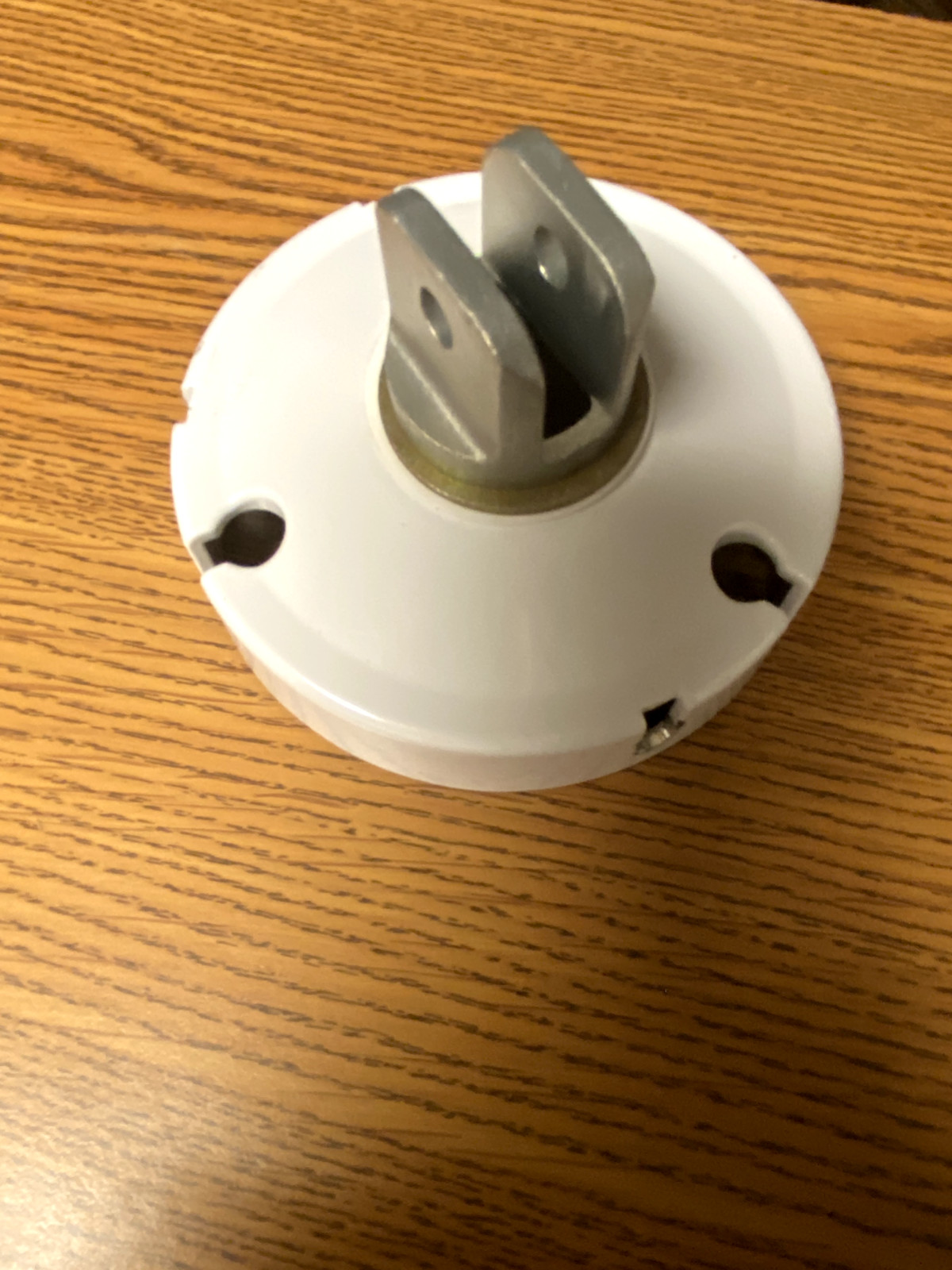Dometic 9200 Awning White Left End Cap