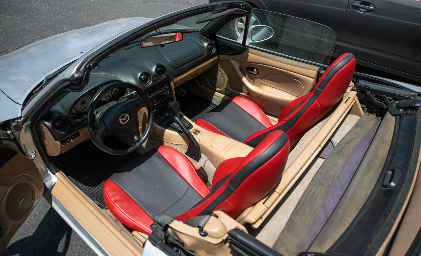 Fits Mazda Miata 2001-2005 Custom made luxurious Vinyl PU Seat covers