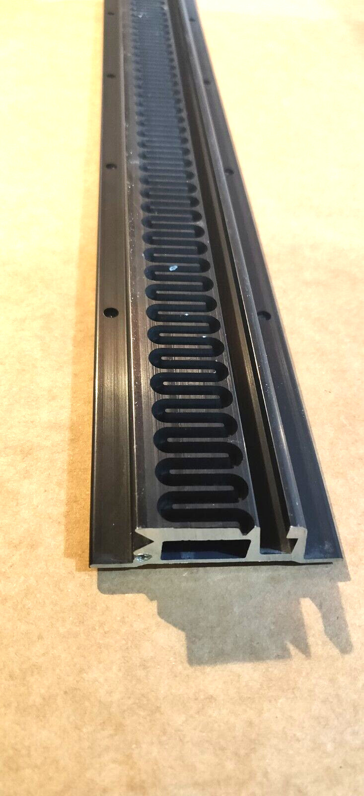 LIPPERT LCI SCHWINTEK SLIDE OUT GEAR RACK TRACK 25.75″ TOP RIGHT INVERTED STYLE