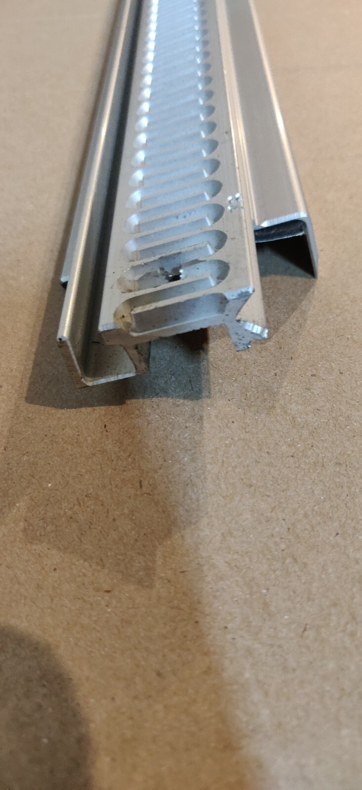 LIPPERT LCI SCHWINTEK SLIDE OUT ROOM GEAR TRACK 17.25″ BOTTOM RIGHT ANGLE SIDE