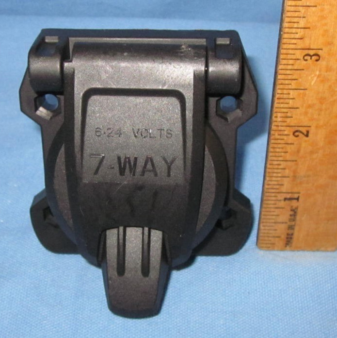 7-Way RV Trailer Outlet Plug Connector ~ 6-24 Volts, Spring Cover