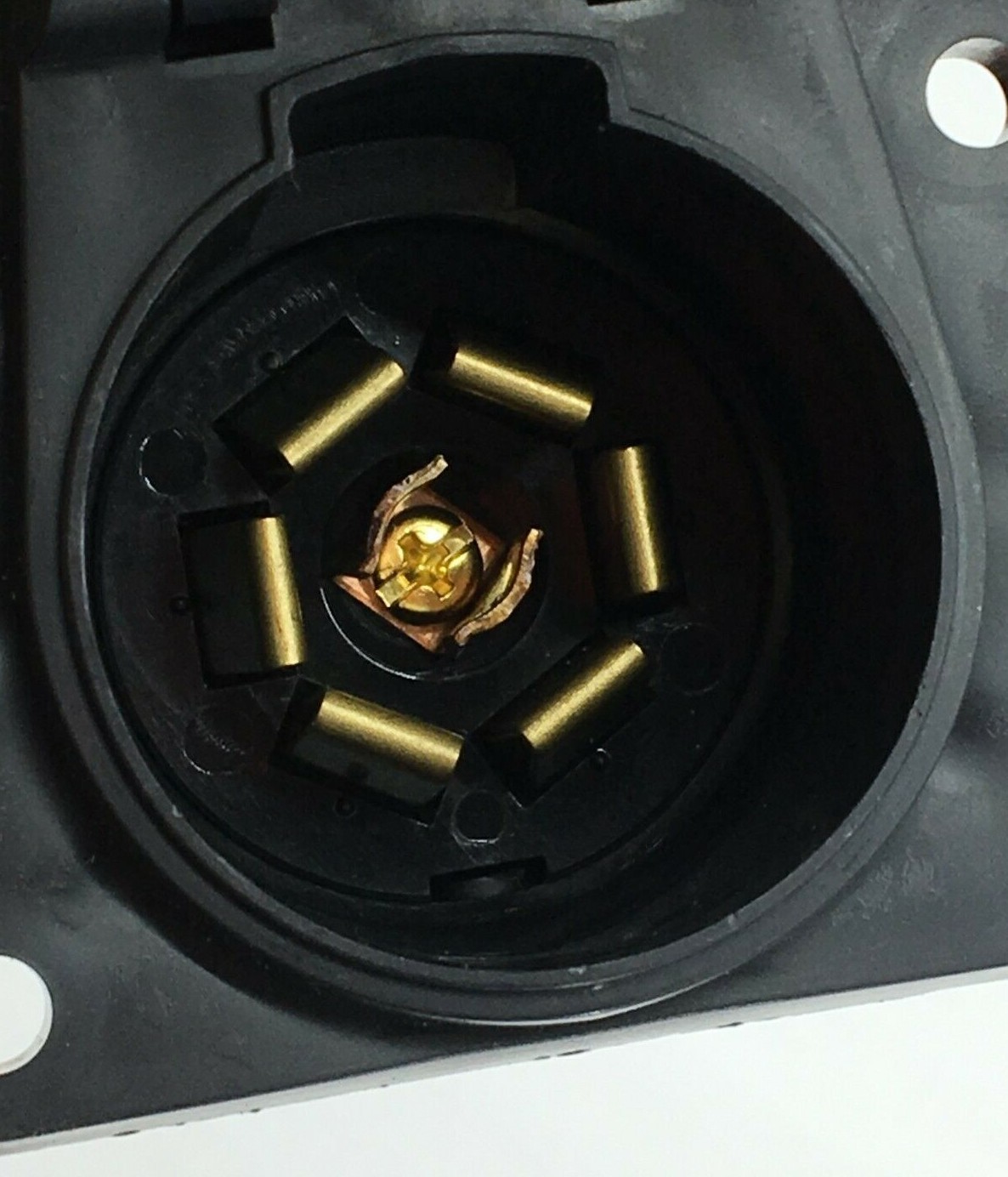 7-Way Car Trailer End Electrical Connector 6-24 Volts Black Plastic