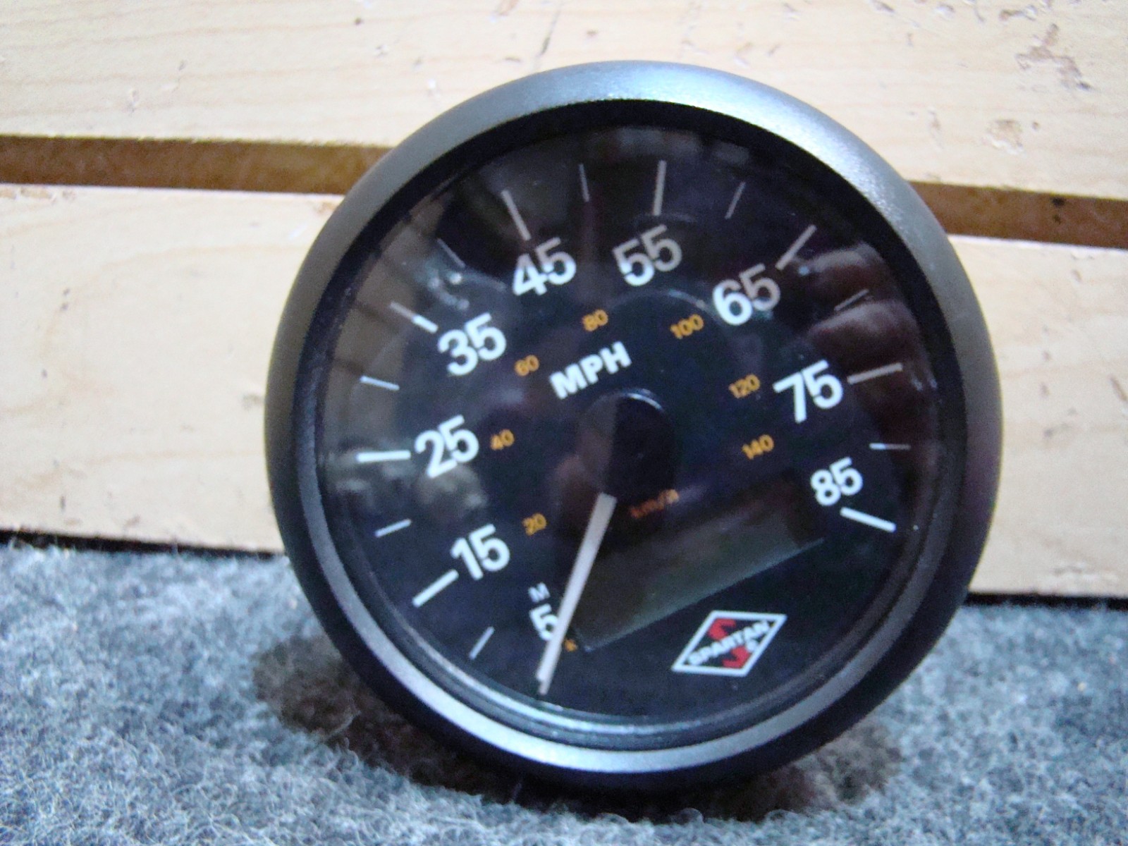 USED RV 6913-00220-01 SPARTAN SPEEDOMETER DASH GAUGE MEDALLION