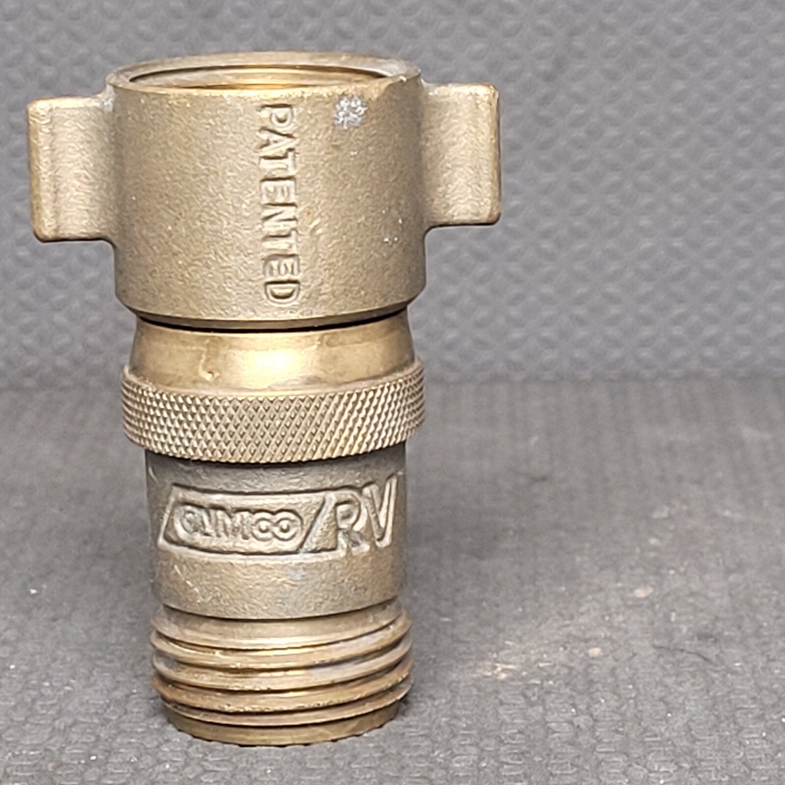 Camco RV Brass Water Pressure Regulator Used Fixed Pressure usually 40-50 psi