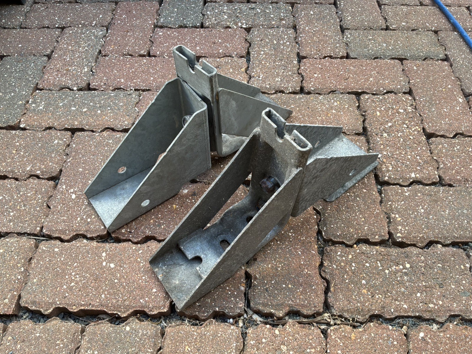 ALKO Side Lift Jack Mounting Bracket Kit 800kg Galvanised (Pair)