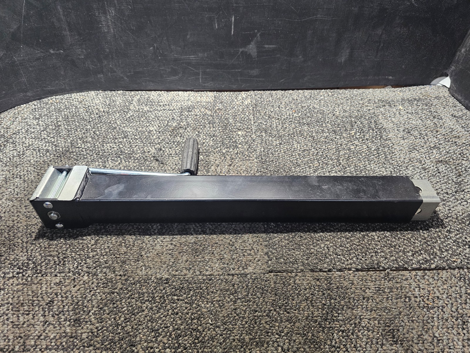 Curt 28359 Direct-Weld Square Trailer Jack w/ Side Handle 5,000 lbs.,15″ Travel