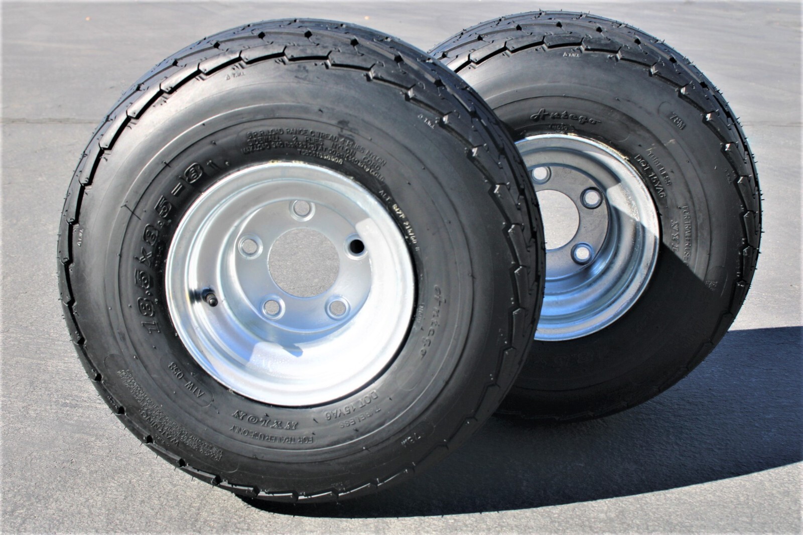 Antego Set of 2 215/60-8 (18.5×8.50-8) 5 hole Galvanized Trailer tire wheel assy
