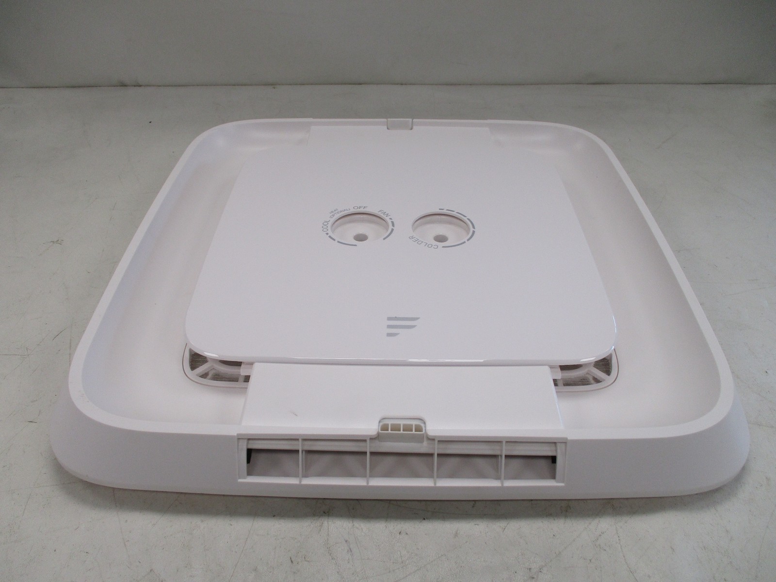 FURRION CHILL MANUAL AIR CONDITIONING DISTRIBUTION BOX WHITE FACT11MA-PS RV