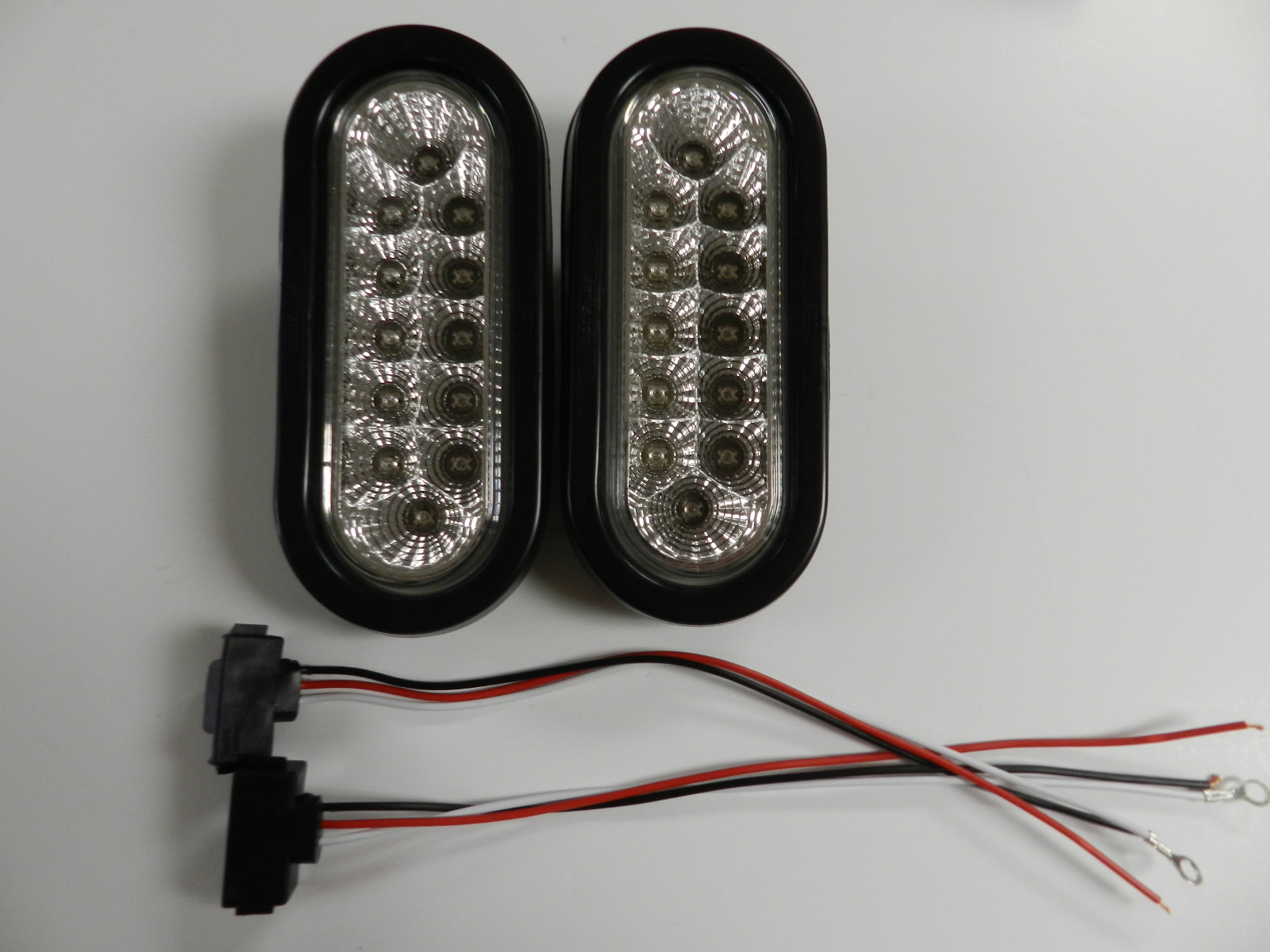 (2) CLEAR /RED 6″ Oval LED 12 Diode Stop turn Tail Light Truck Trailer Optronics