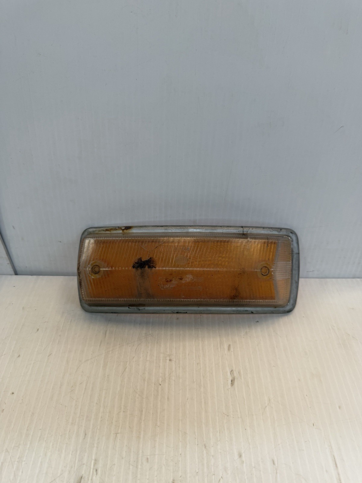 VW Volkswagen T2 Bay Window LH Indicator Lens & Chrome Hella 8L700 K22721