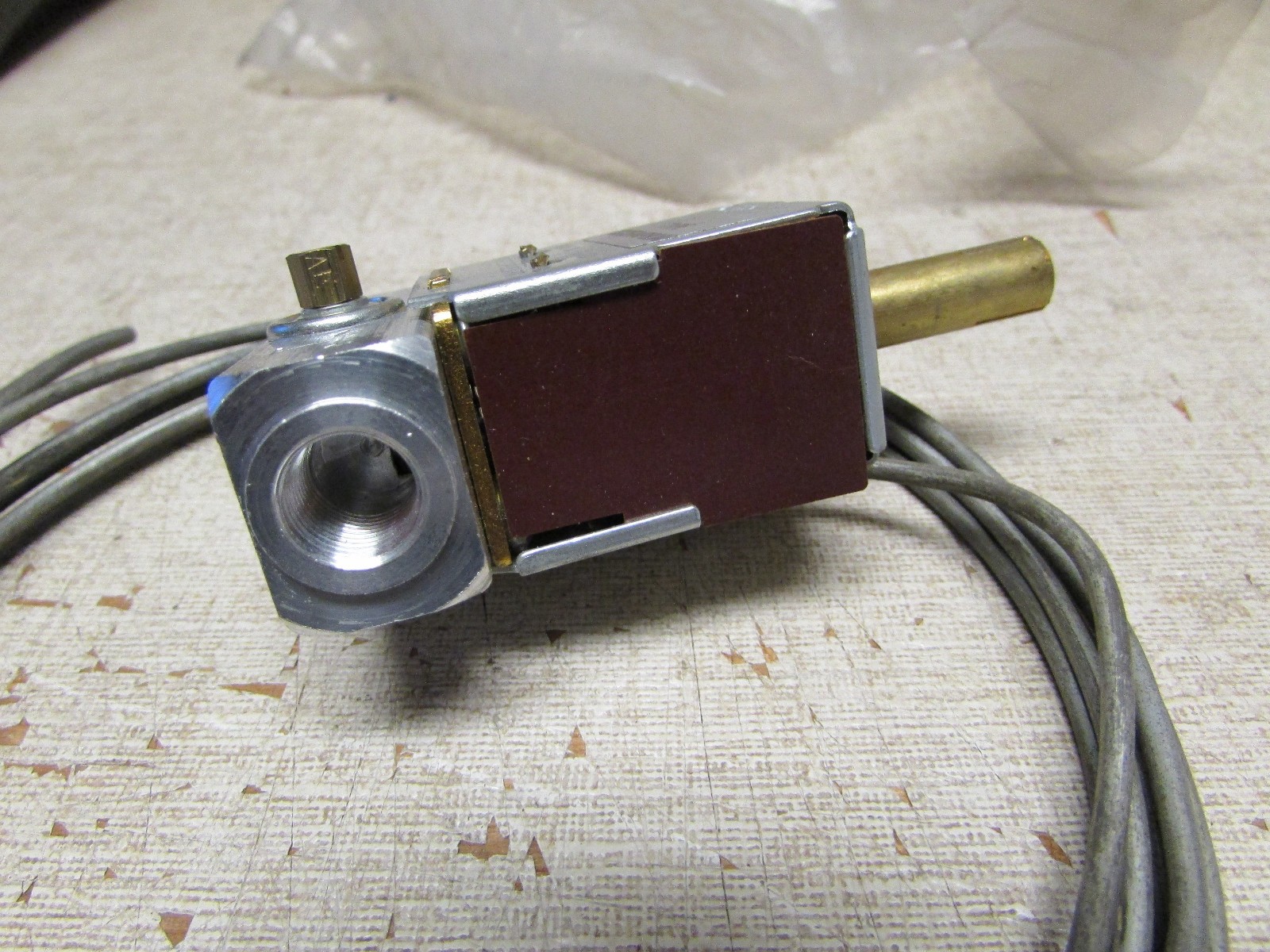 422 Instamatic Gas Thermostat (C160) Mfr: Teddington