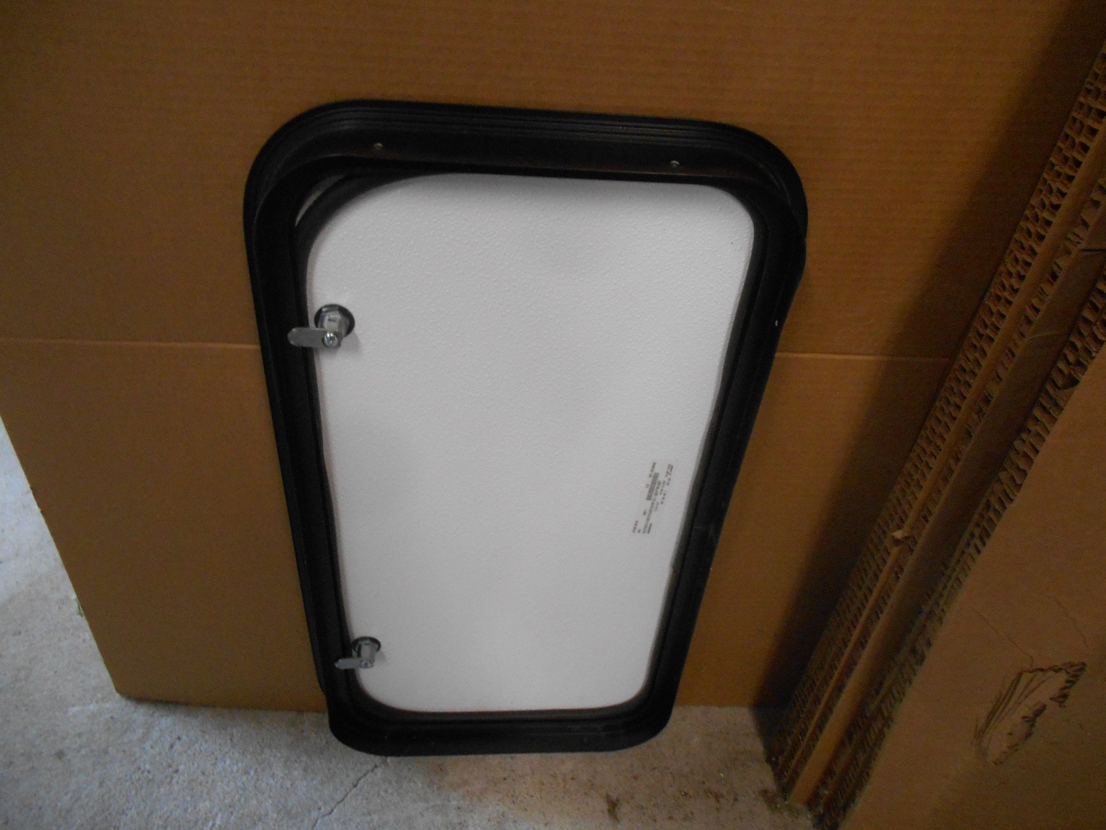 *28″ X 15″ HATCH BAGGAGE CARGO COMPART STORAGE DOOR RV WHITE FREE SHIP