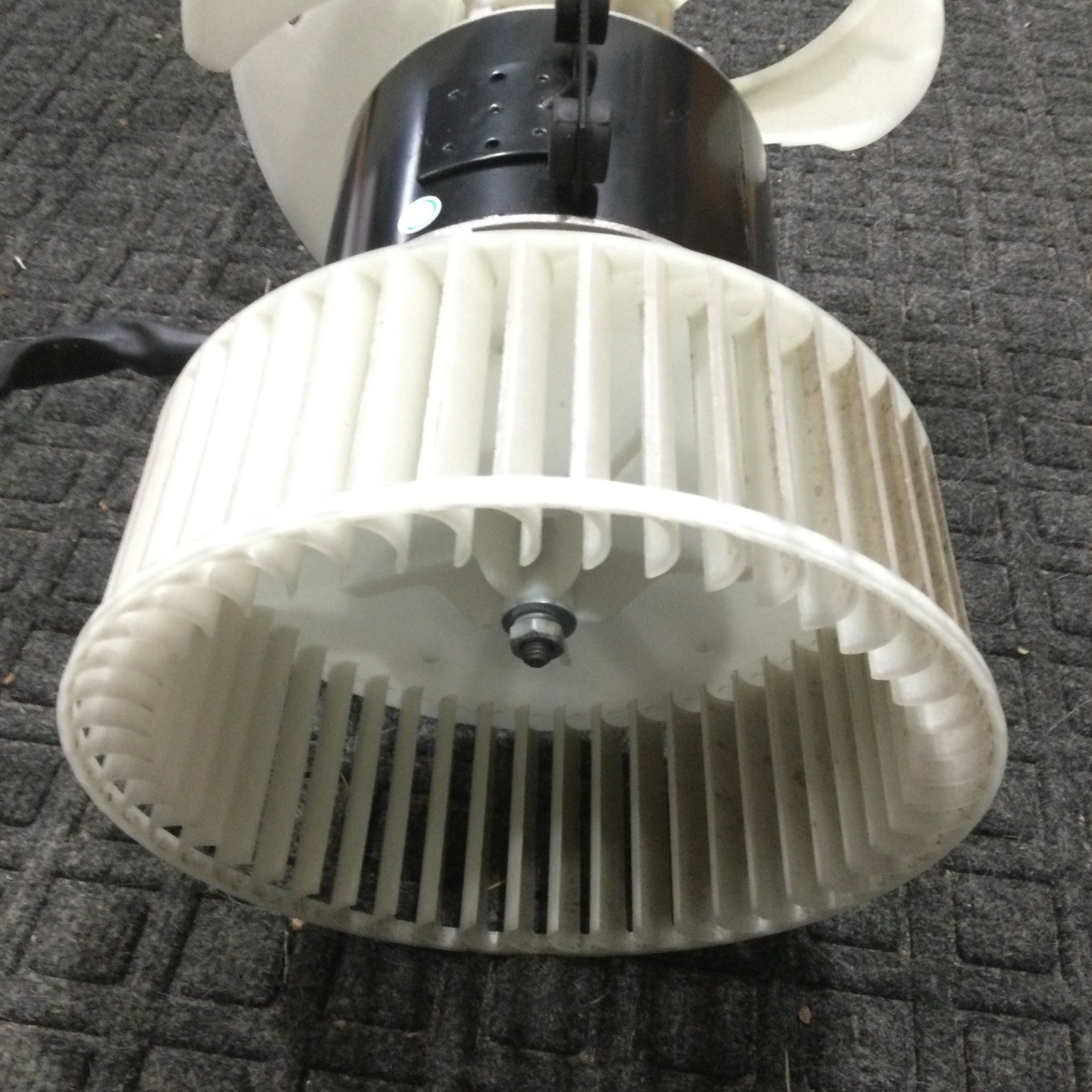 GE RV Air Conditioner ARC15AAC Fan Motor w/ Wheel & Fan Blade 115V 60Hz