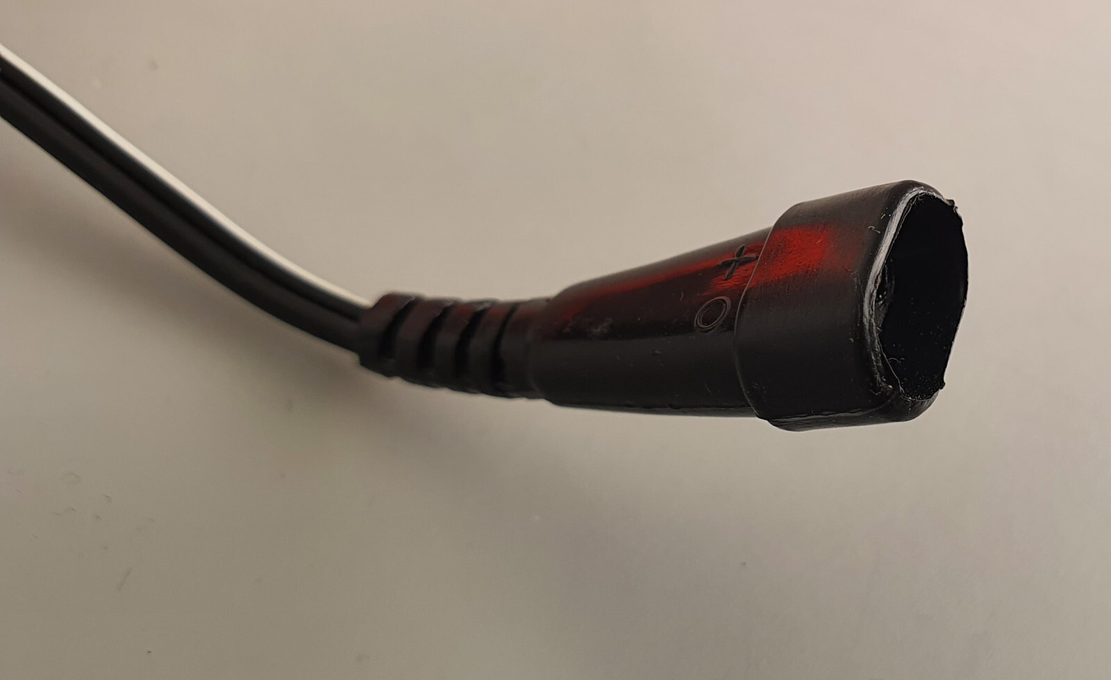 2 PIN SOCKET & FLY LEAD FOR 2 PIN AC / DC JACKS 25cm – WITH OR WITHOUT GROMMET