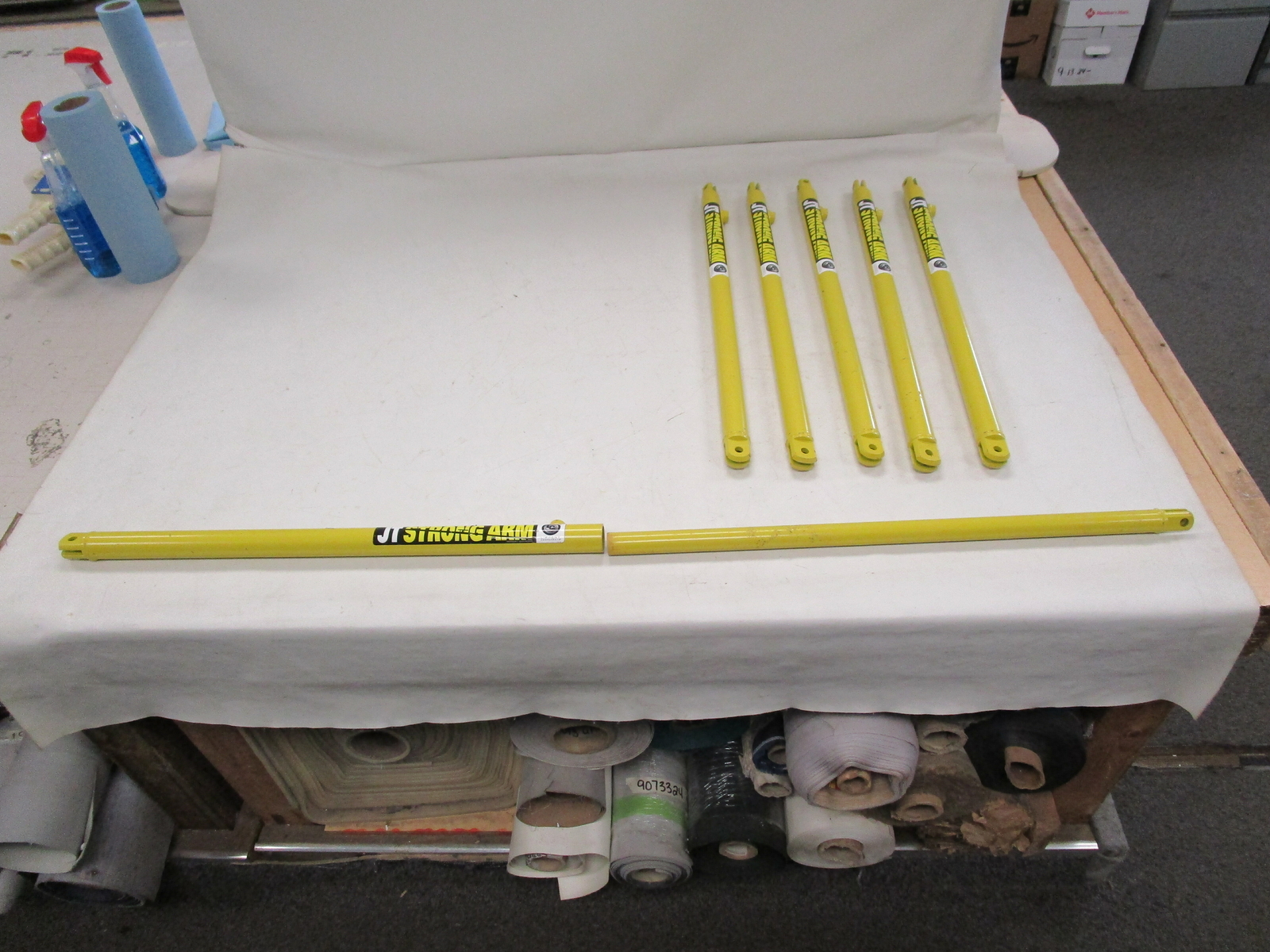 LIPPERT JT STRONG ARM YELLOW JACK STABILIZER KIT 191025 CAMPER