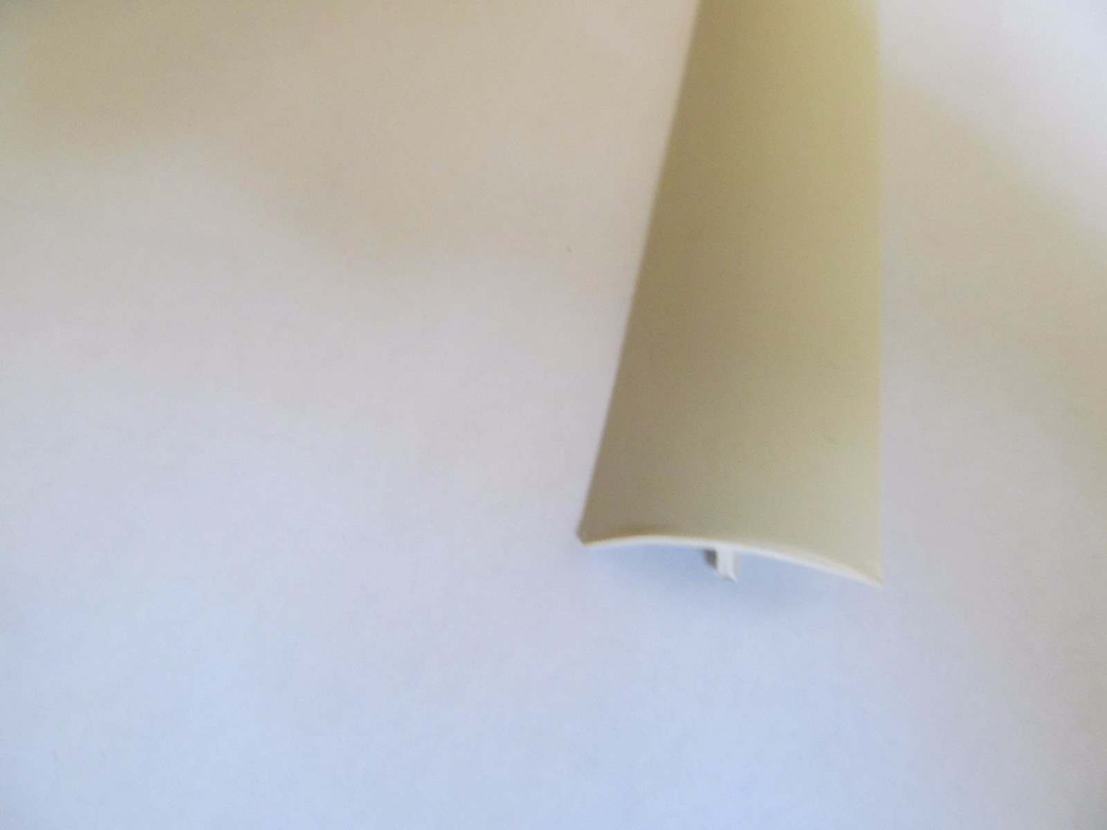 92″ IVORY Rigid Plastic 1″ Ceiling Sidewall Batten Snap Trim & Retainer RV