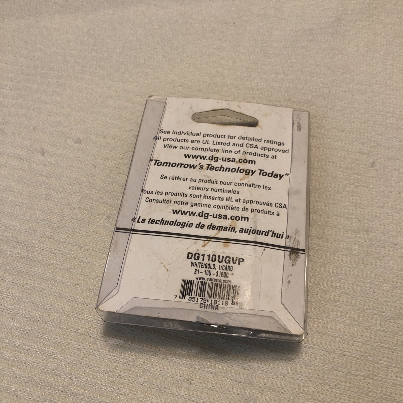 VALTERRA Diamond Group B110U315GC White 12V On/Off Switch