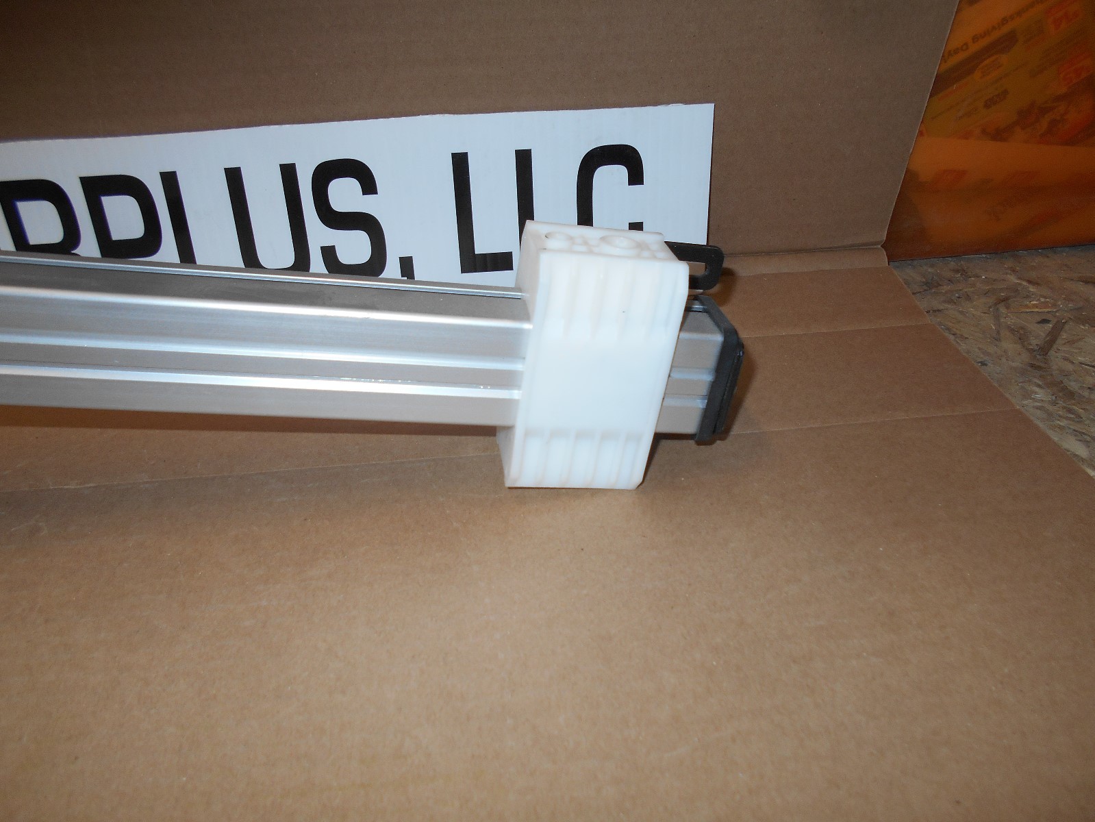 *LINEAR ACTUATOR SLIDE WITH MOTOR 0.5MM 3000N MAX EMO MO FREE SHIPPING