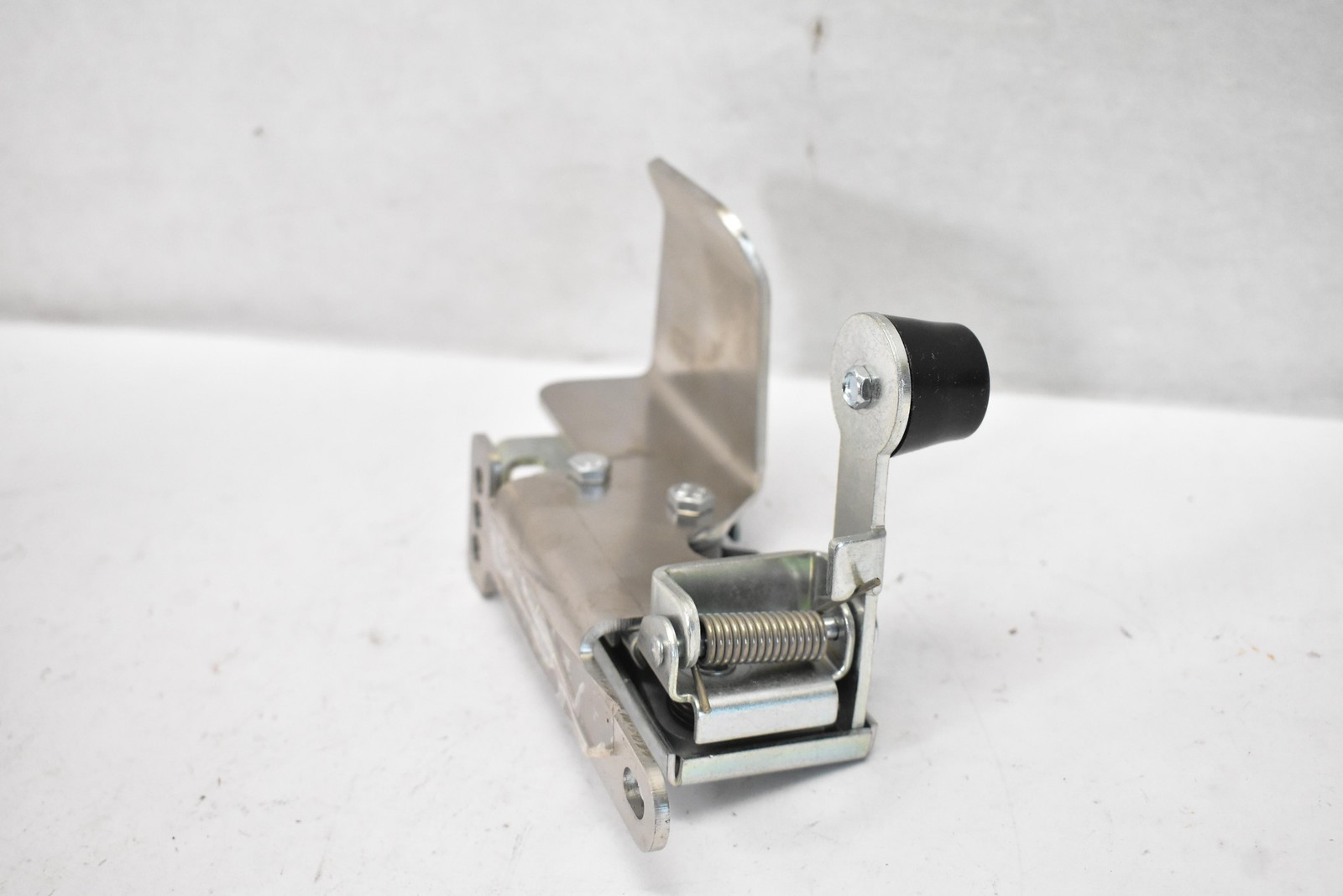 Lippert Replacement Door Catch Pivoting Latch Assembly Polished Silver Plate