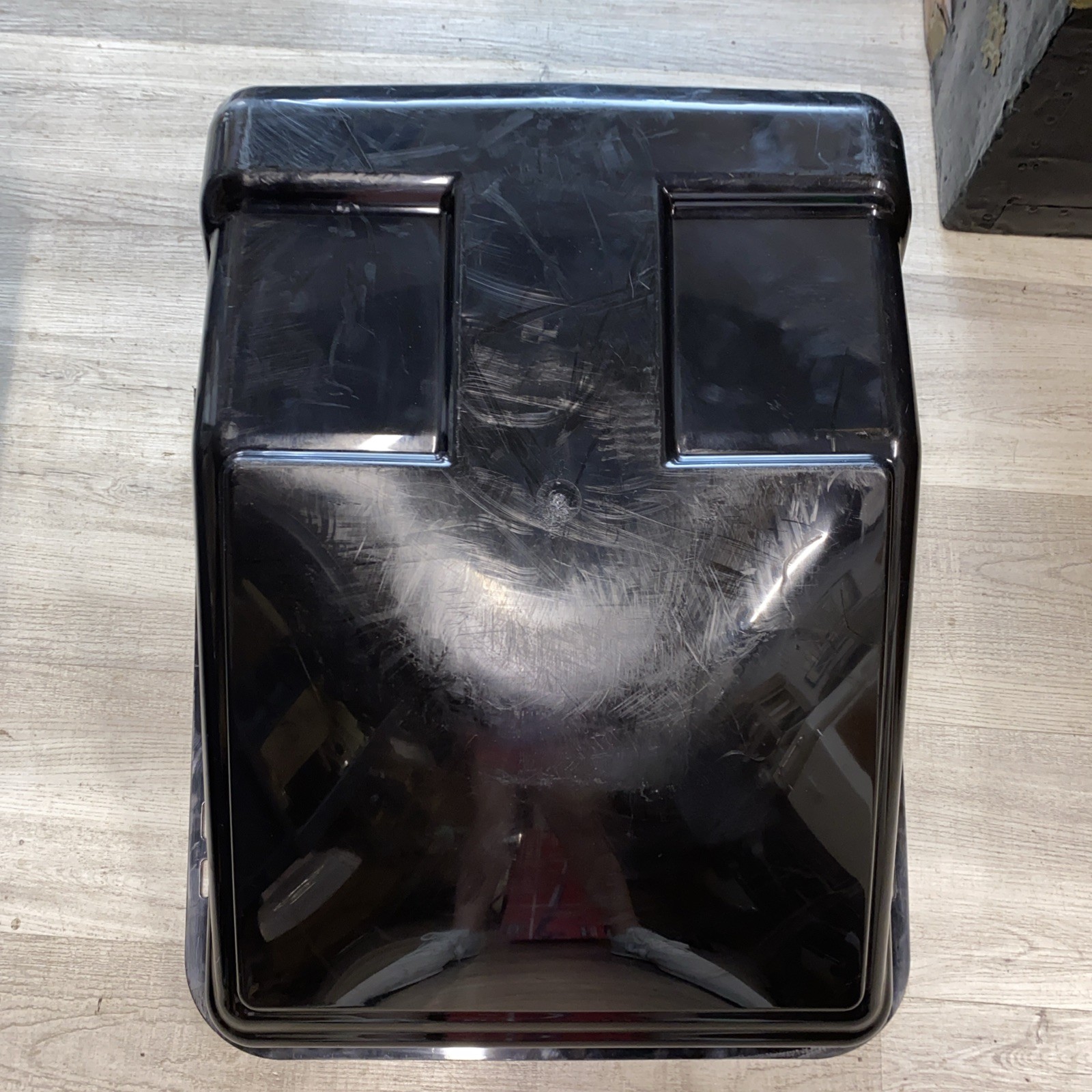Dometic U1500BL Fan Tastic Vent Mounting Kit W Dome & Black Vent Has Scratches