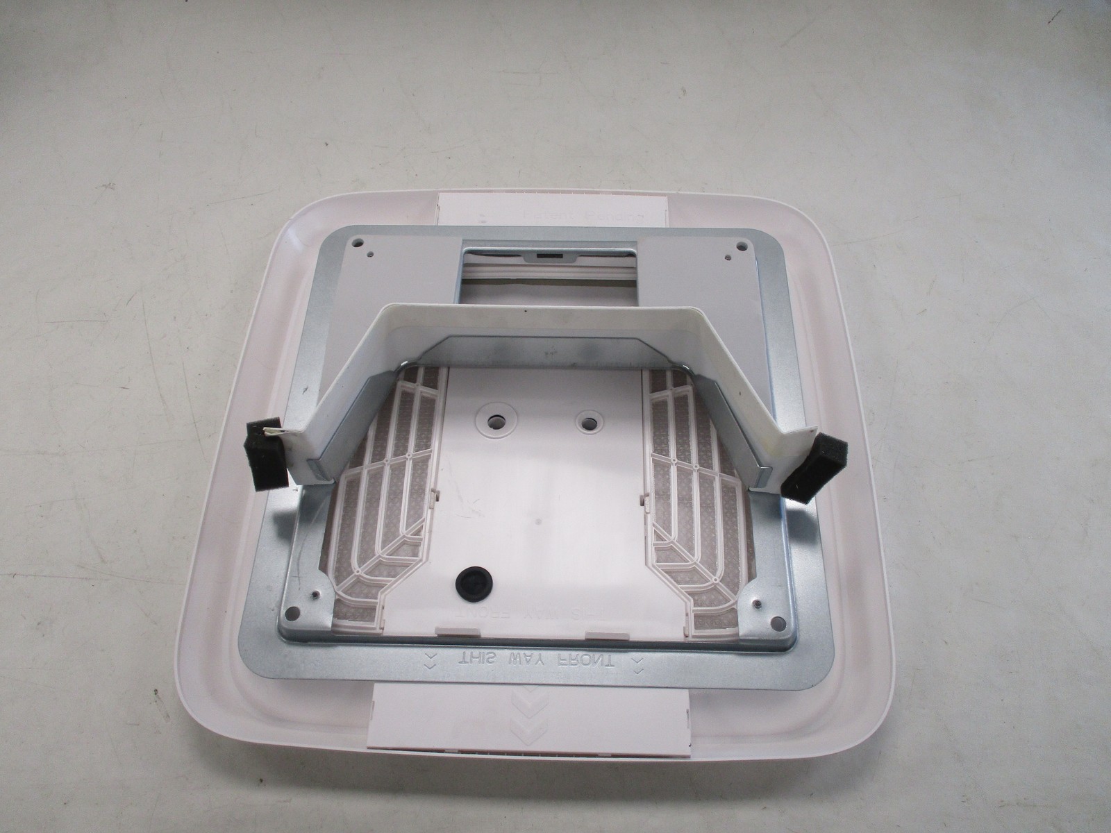 FURRION CHILL MANUAL AIR CONDITIONING DISTRIBUTION BOX WHITE FACT11MA-PS RV