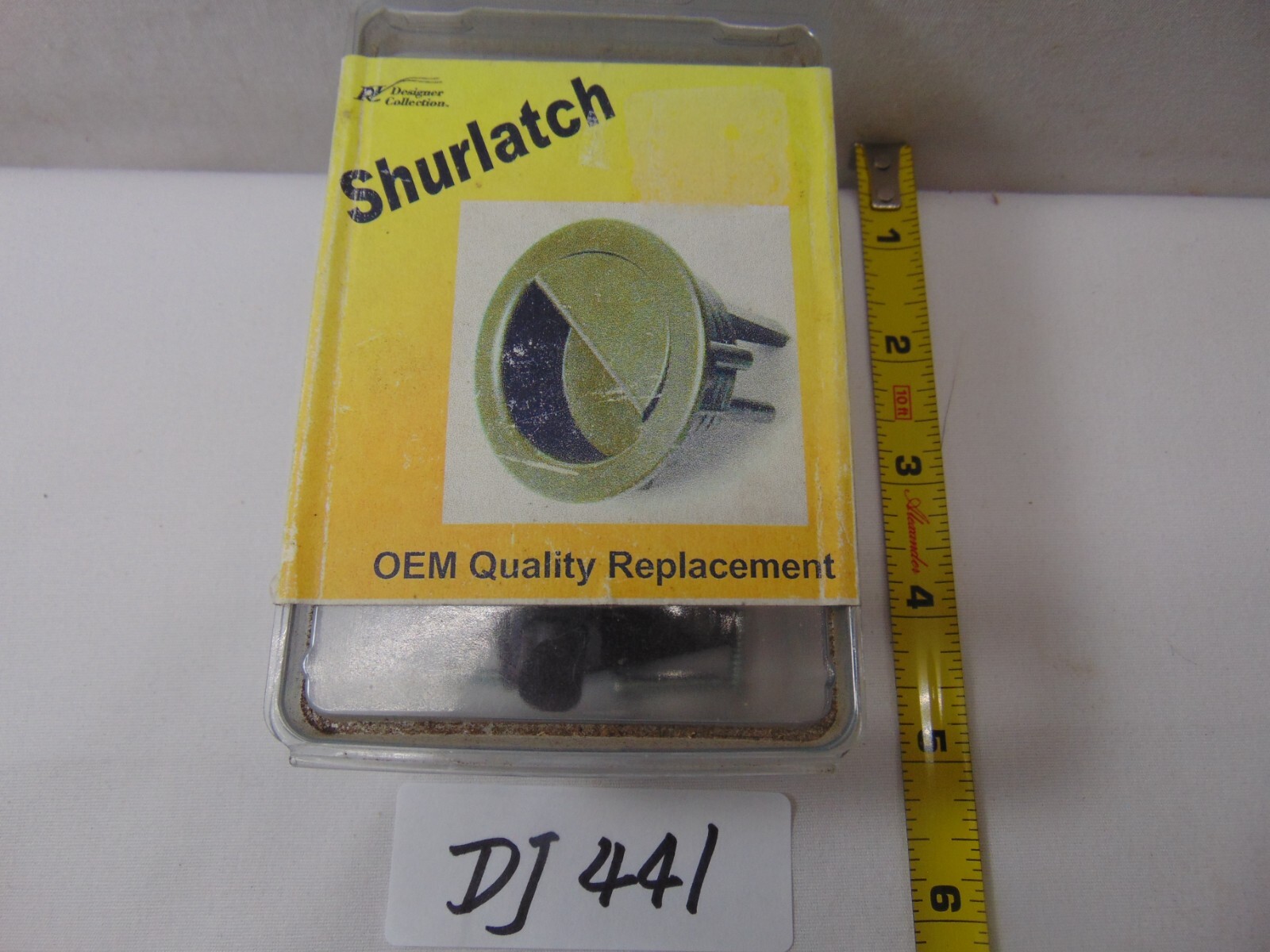 RV Designer H261 Plastic Positive Latch Shurlatch Cabinet Hardware Brown New
