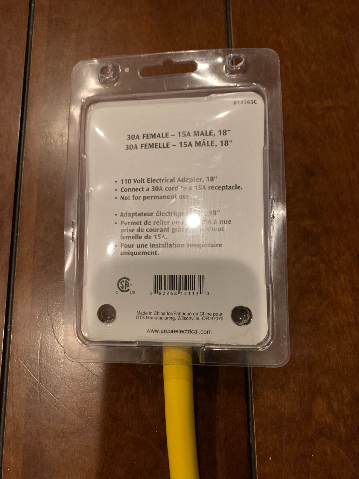 Arcon 30A – 15A Pigtail 110V RV Elect. Adapter 18″ w/ Folding Handle 14365C