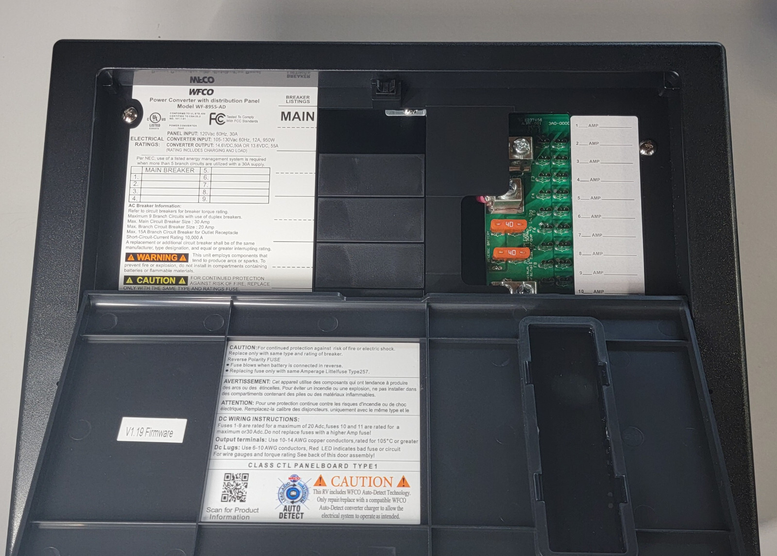 WFCO WF-8955-AD 55 Amp Power Center w/ Auto-Detect 940W Black RV Camper