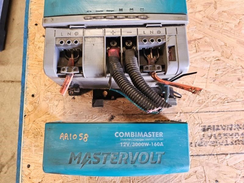 USED 2020 SPRINTER THOR RV MASTERVOLT COMBIMASTER 12V/3000W-160A INVERTER SHIP