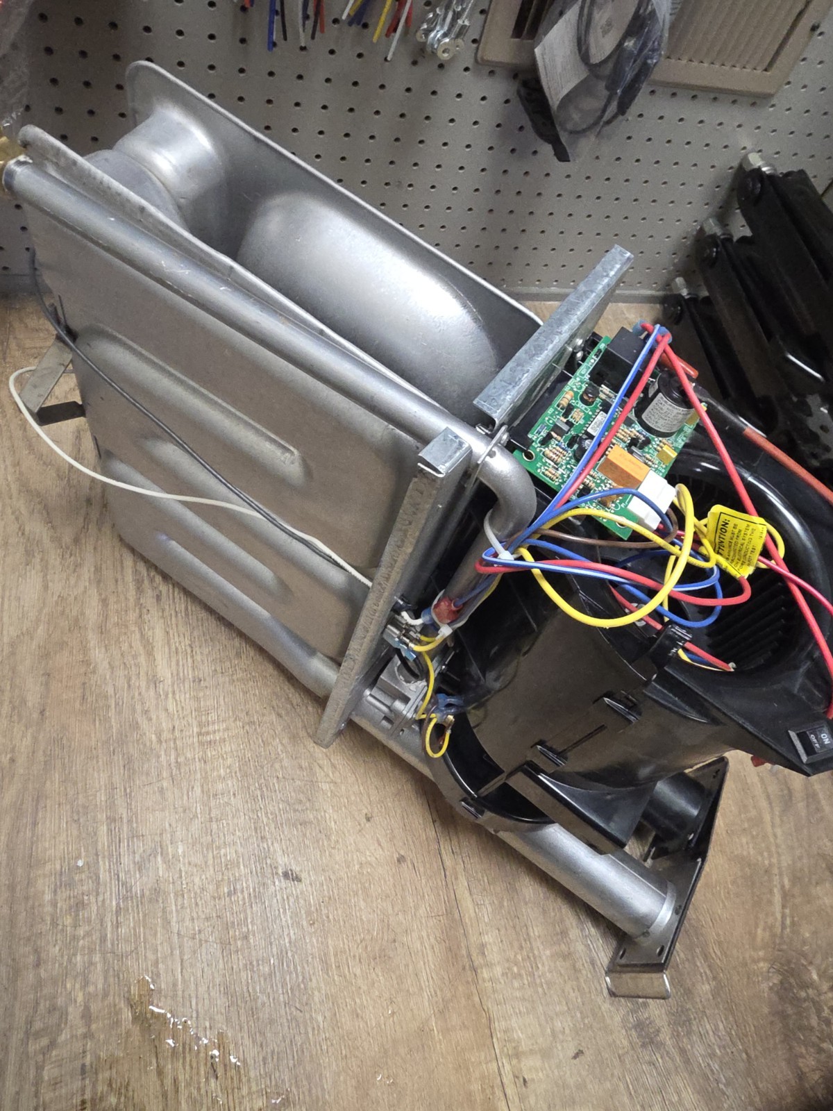 Suburban 25.000 BTU Furnace for Suburban SF-25FQ Or SF-30FQ