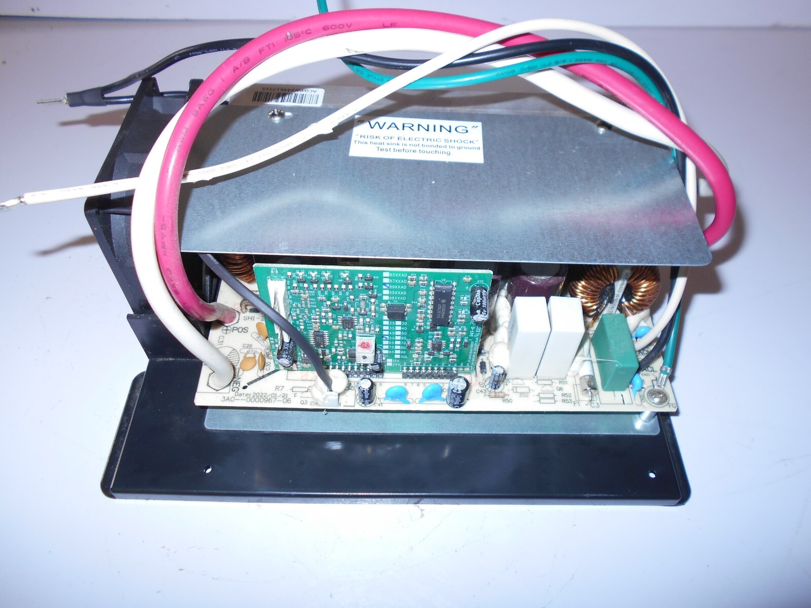 *WFCO WF-8955-AD-MBA 950W 55A 105-130VAC CONVERTER MAIN BOARD FREE SHIP *29*
