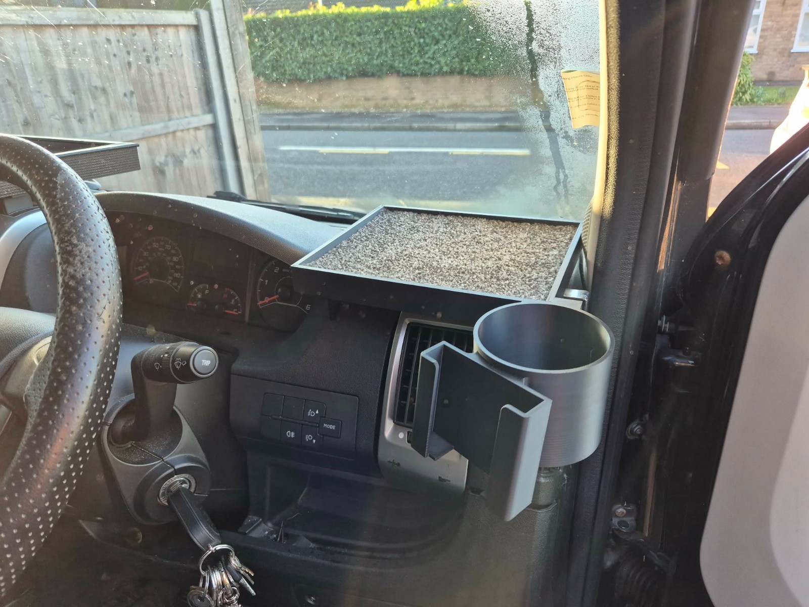 Citroen Relay – Dash Shelf Table & Phone & Cup Holder