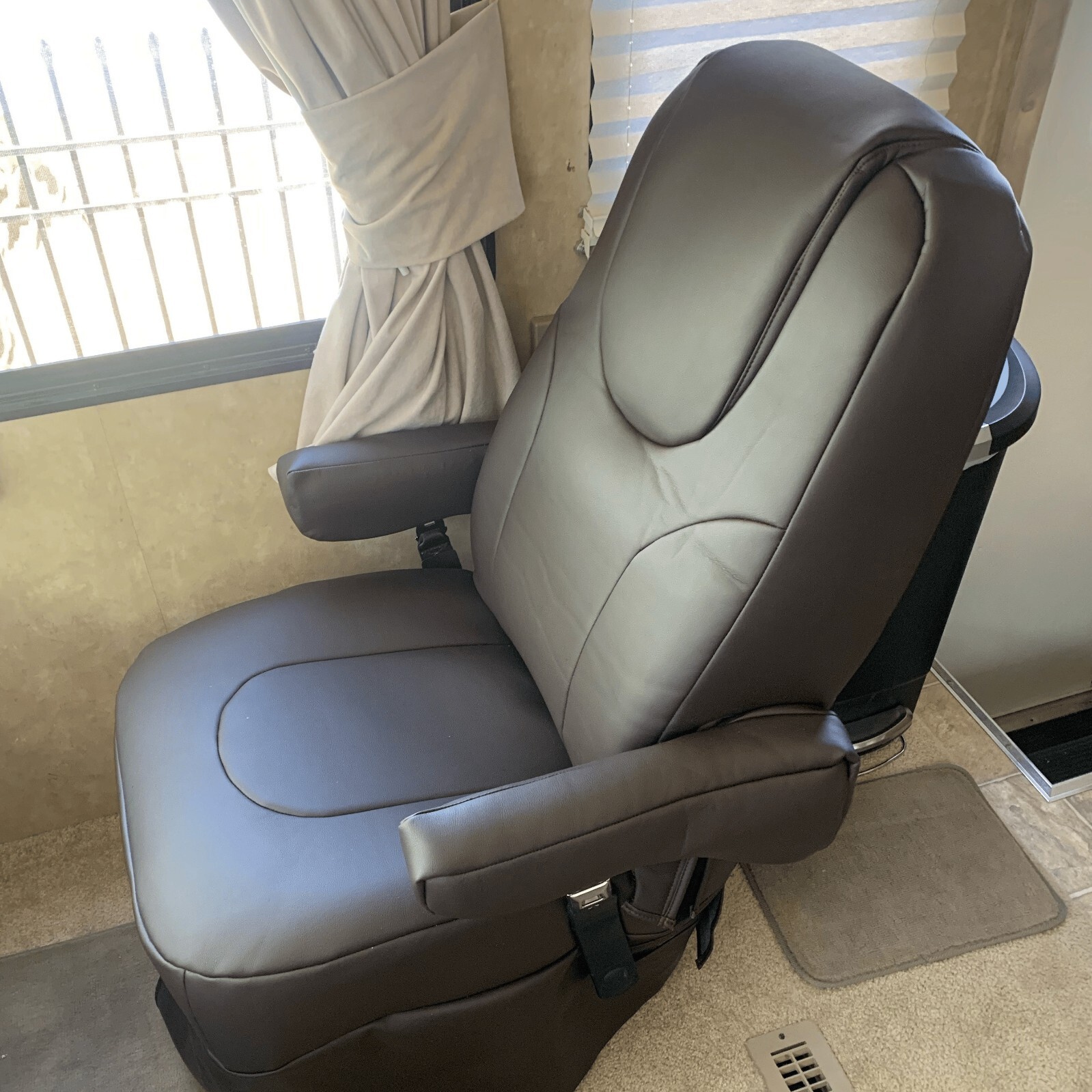 Fits 2009-2011 Holiday Rambler Admiral Custom made leatherette Seat covers