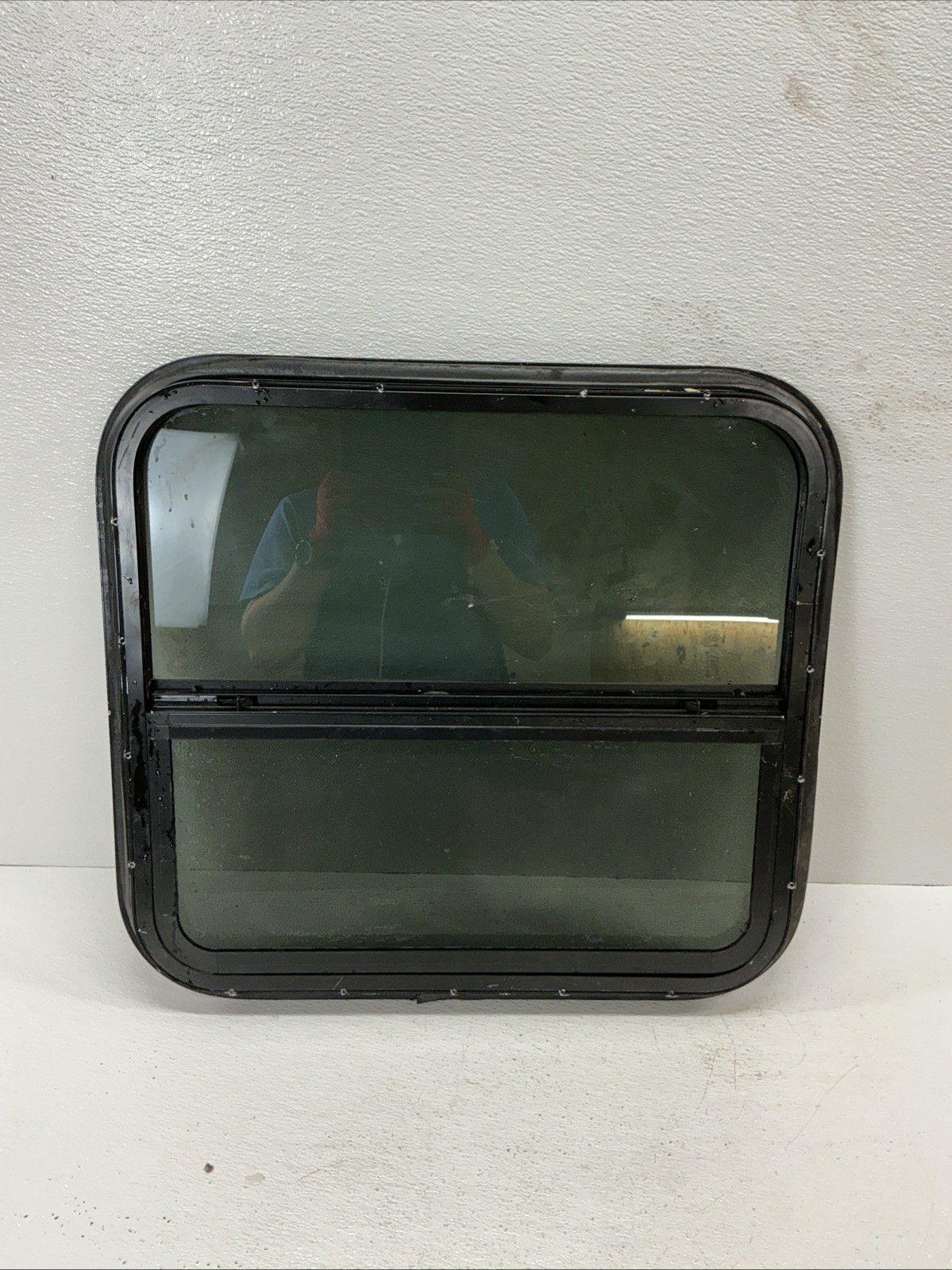 RV Window Glass 22×18