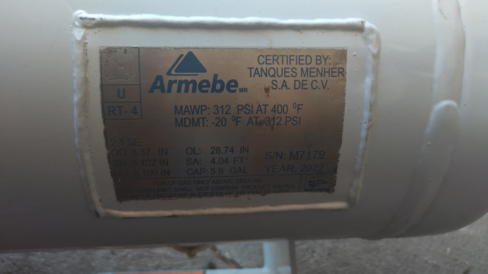 5.9 Gallon ASME Horizontal Steel Propane Tank w/ Remote Fill Valve (Used)