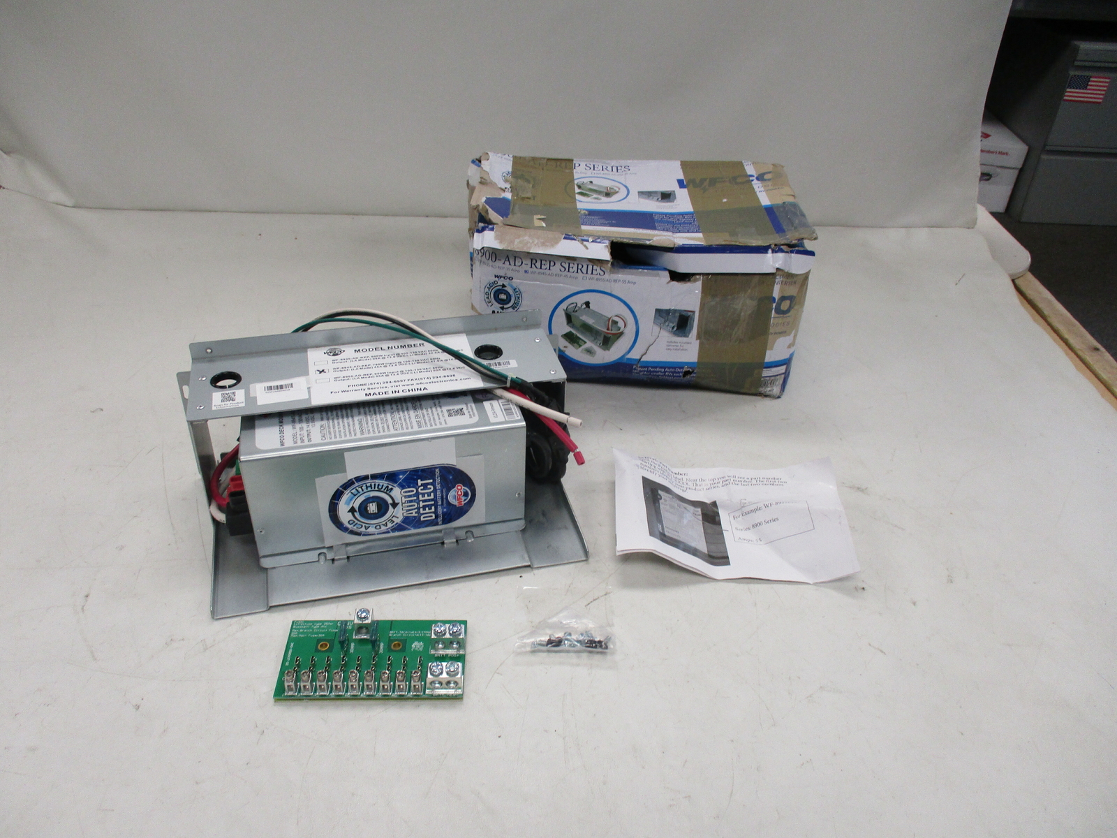 WFCO 8900-AD REP SERIES CONVERTER REPLACEMENT 45 AMP WF-8945-AD-REP RV CAMPER