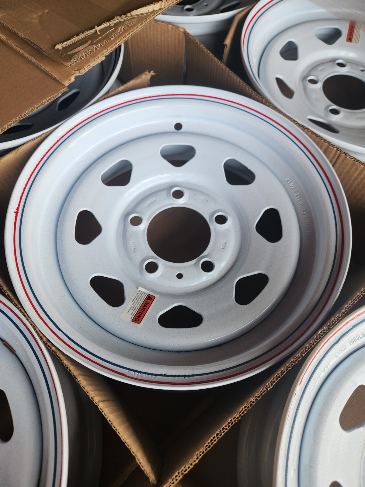 13″- 5 LUG on 4.5″ TRAILER WHEEL – WHITE TRIANGLE
