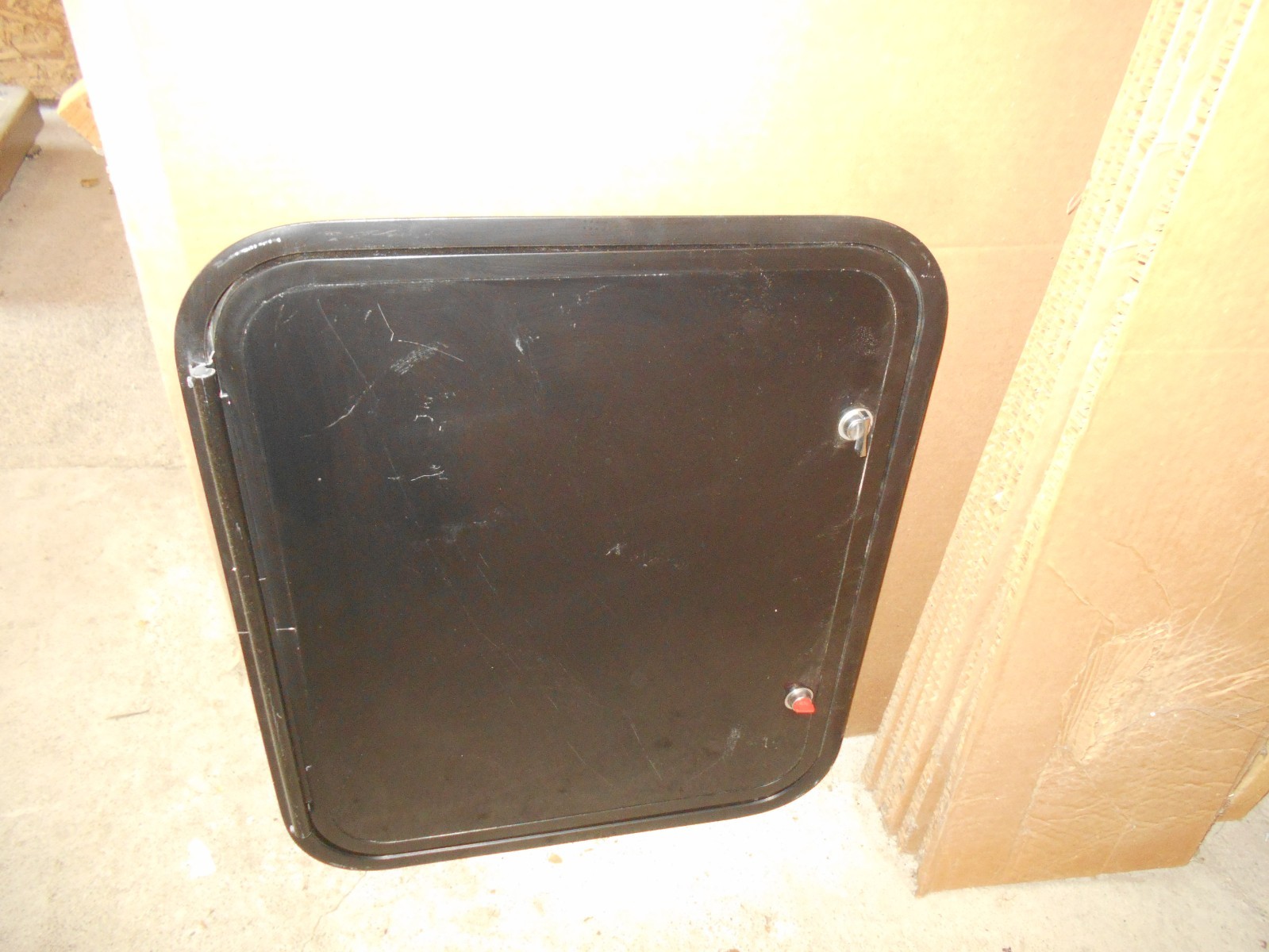 *24″ X 20″ HATCH BAGGAGE CARGO COMPART STORAGE DOOR RV BLACK FREE SHIP *607*