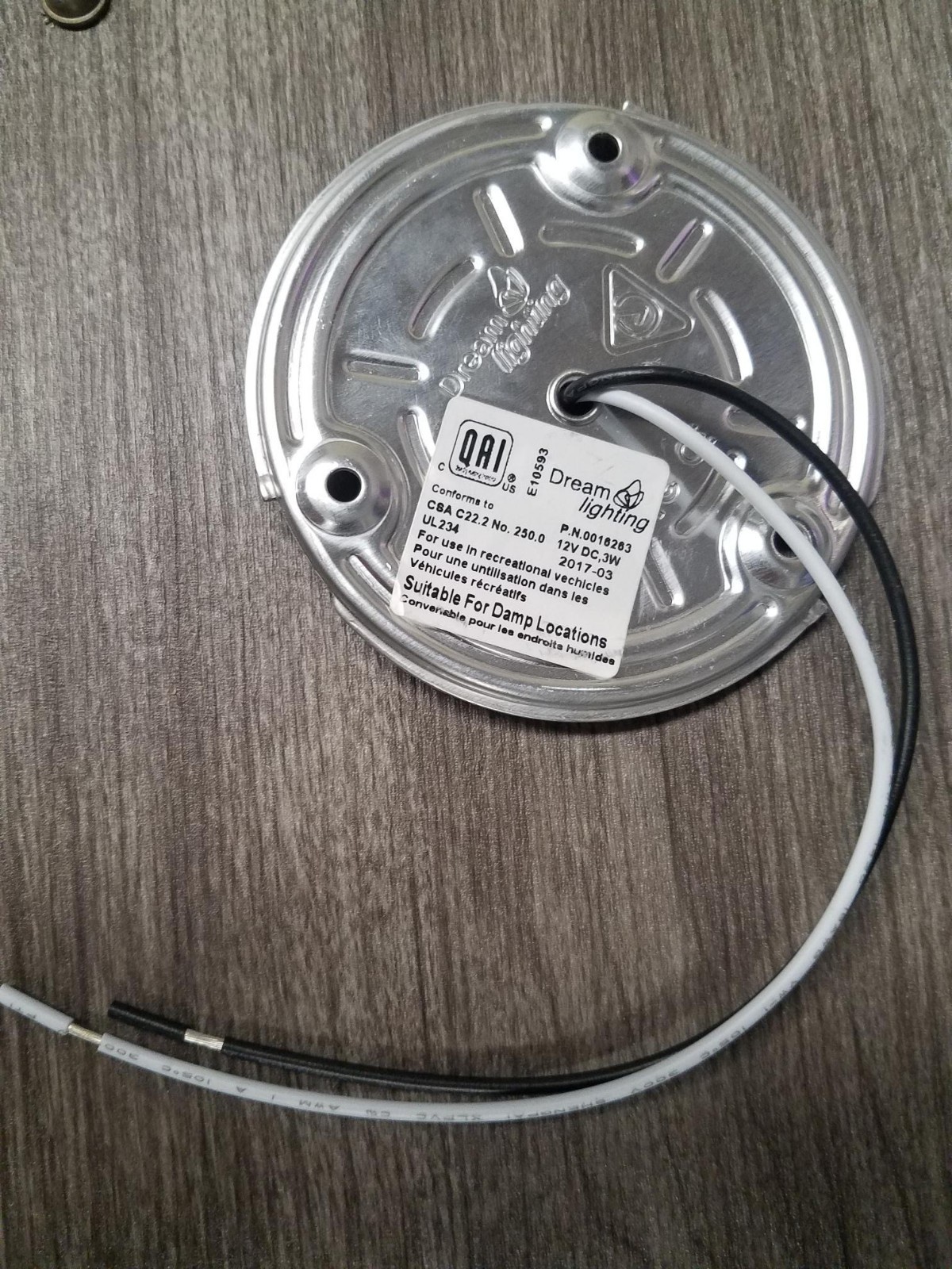 (1) 3.5″ 12V DREAM LIGHTING LED Ceiling Down Under Cabinet Dome Lamp RV