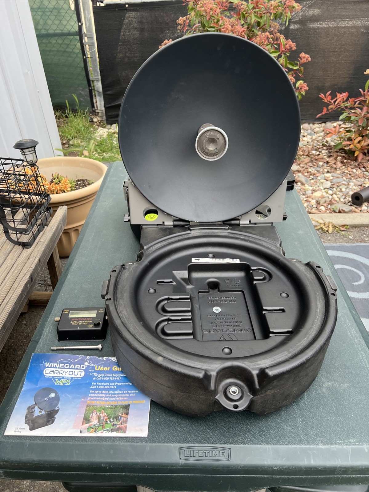 WINEGARD GM-MP1 Portable Satellite Antenna Dish RV Camper Camping Tailgating