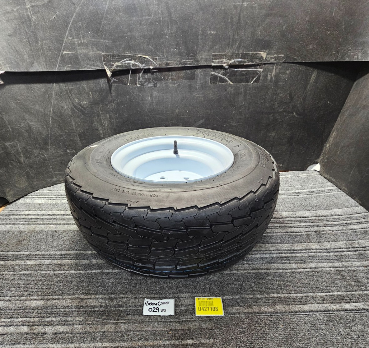 (QTY 2) WANDA Trailer Tire Assembly 20.5×8-10, 205/65-10 White Wheel Rim 5 Lugs