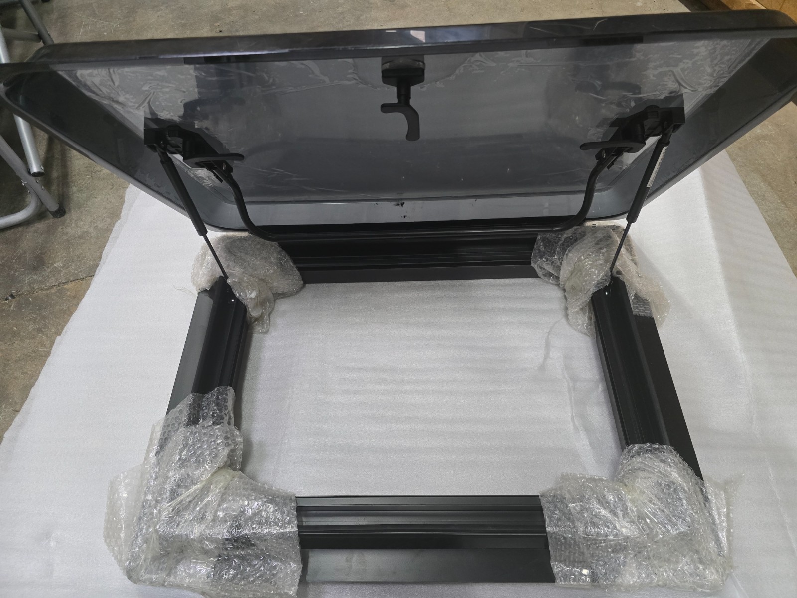 Rv Roof Skylight Emergency Escape 25″x32″