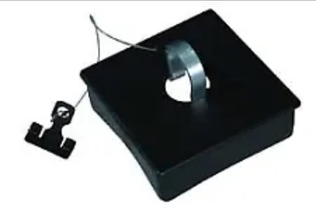 CAMCO 4″ Bumper Cap with Saver MODEL 40316 / 40313