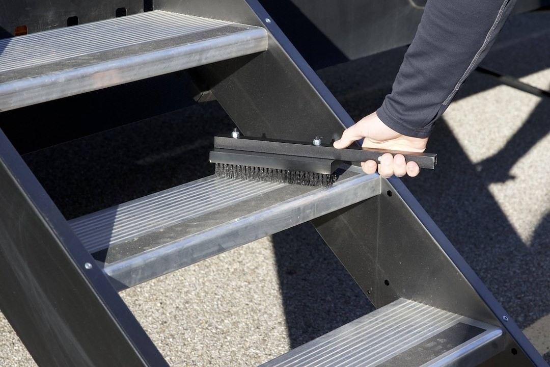 MOR/ryde STP54-062 STEPS & STEP RUGS RV