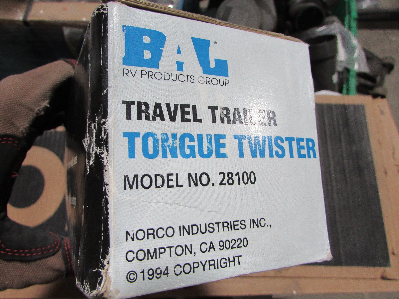 28100 BAL Travel Trailer Tongue Twister For Easy Trailer Ball Alignment